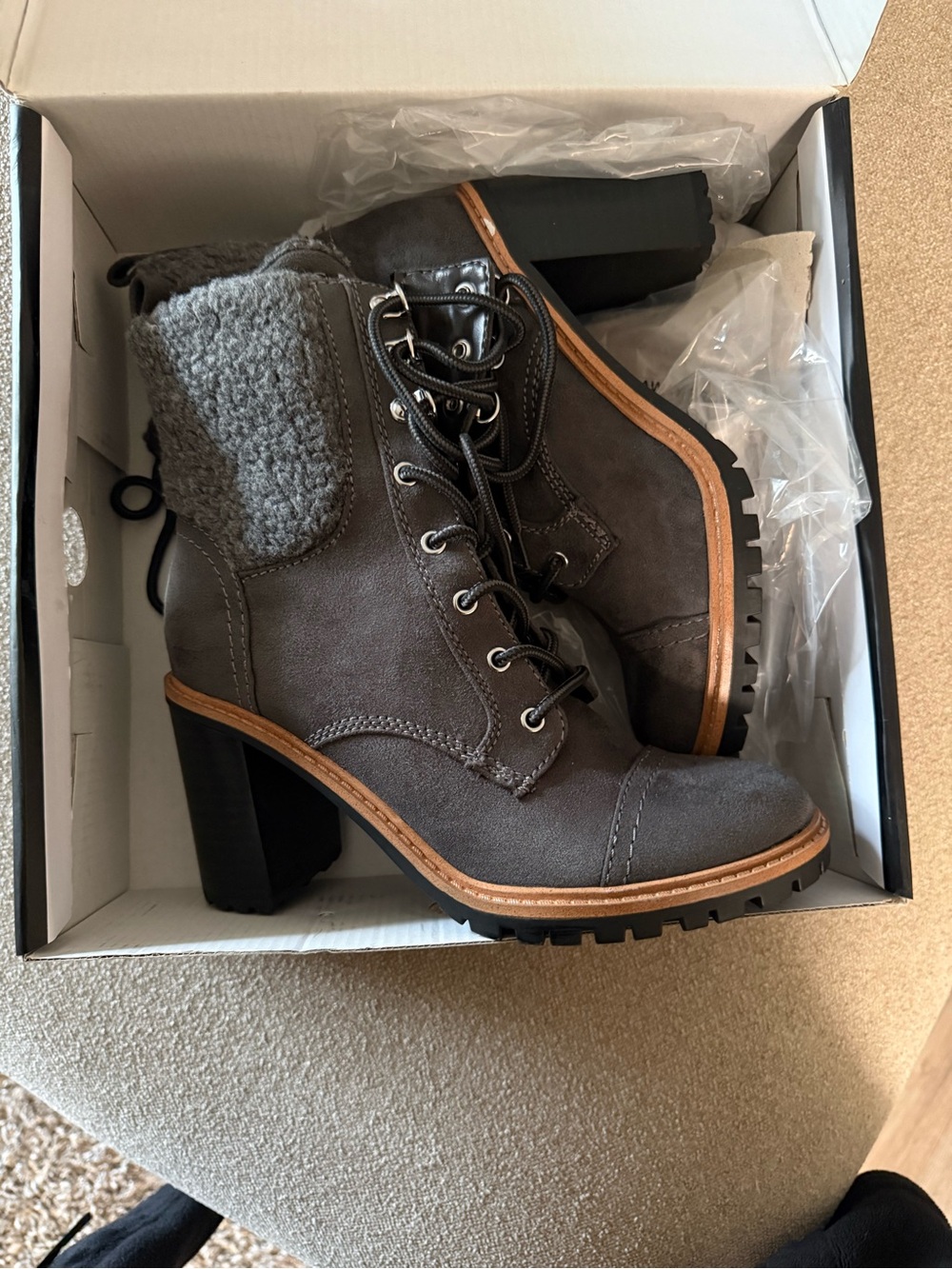 Nine West Gray Lace-Up Block Heel Ankle Boots with Shearling Collar. Brand new